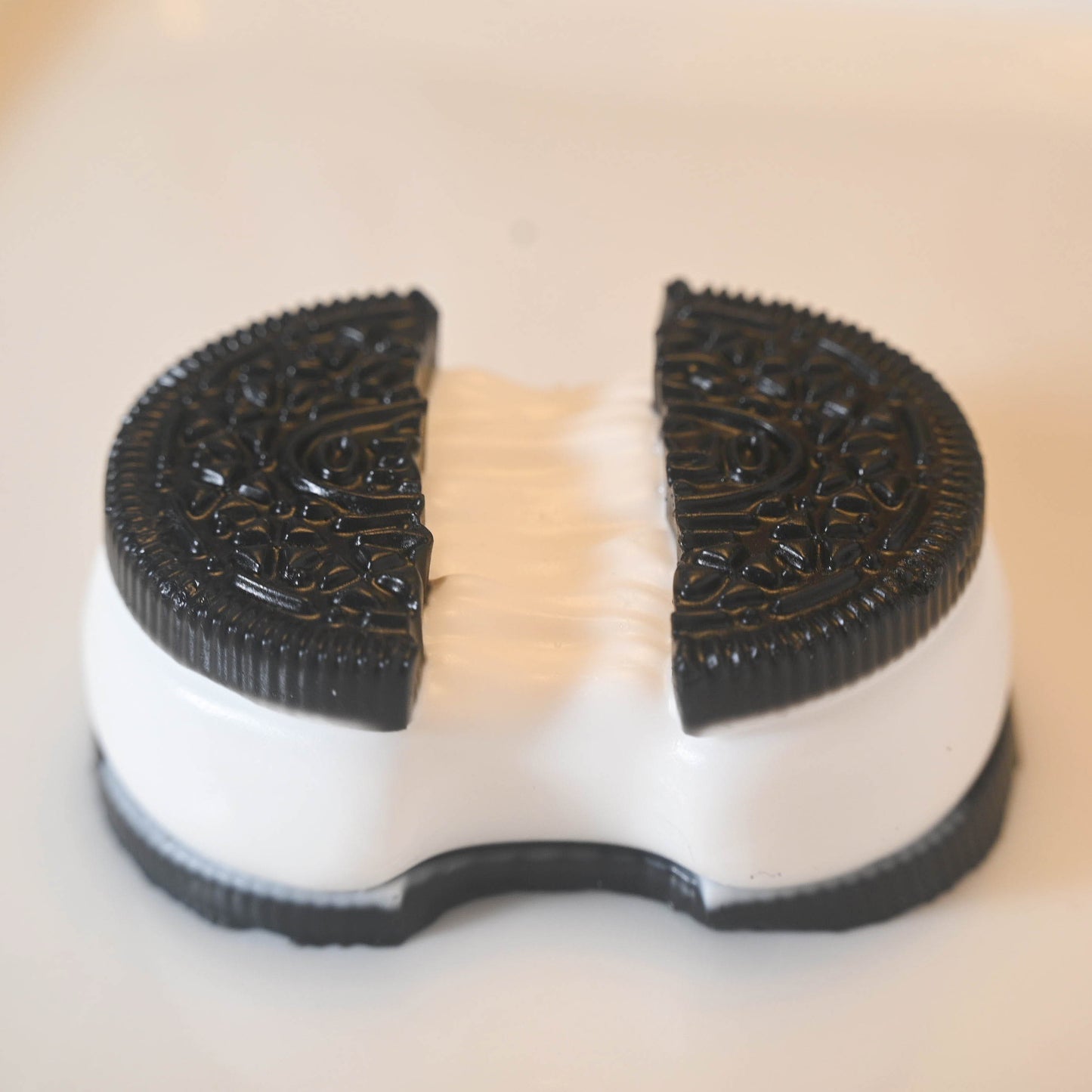 Brushed Oreo Cookies