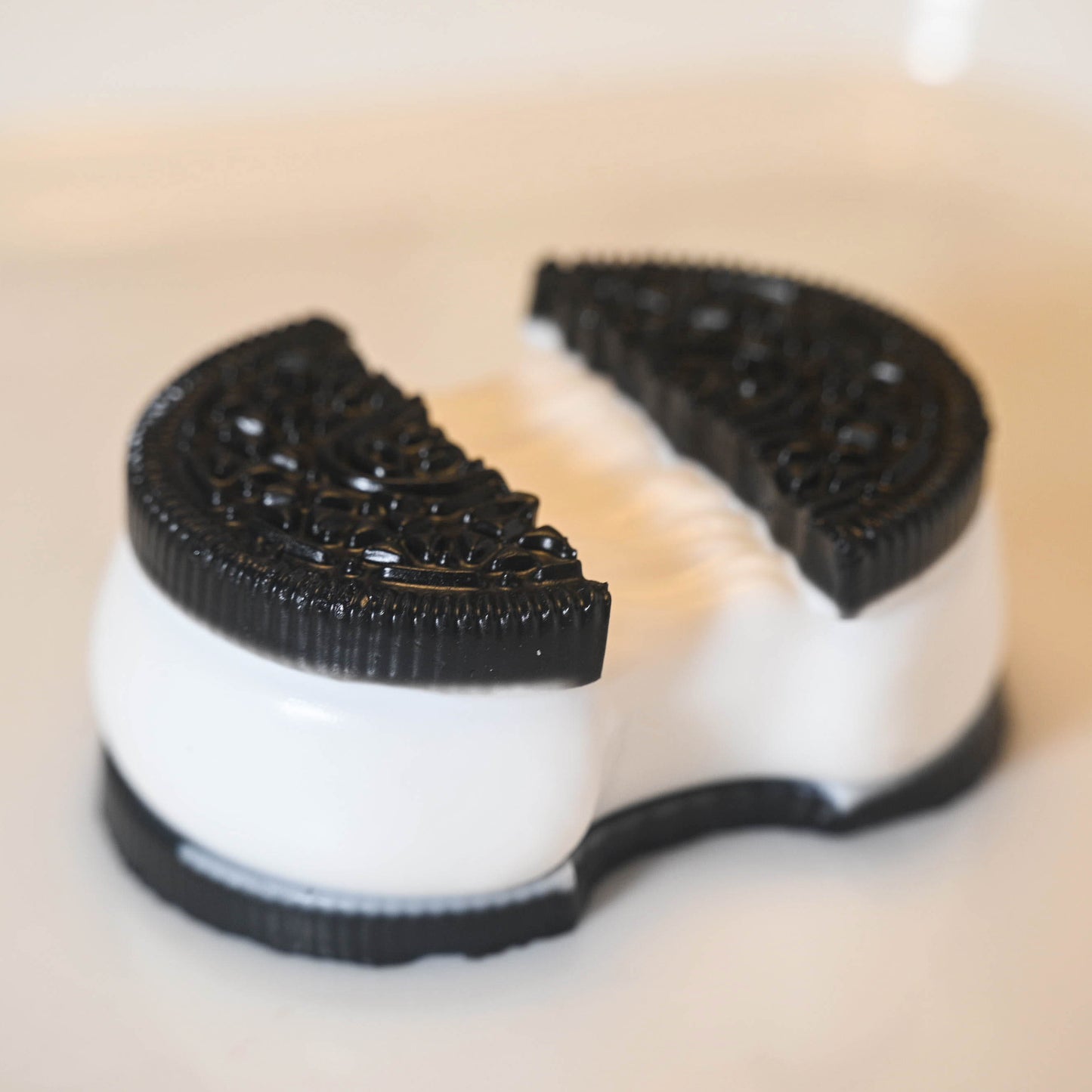 Brushed Oreo Cookies